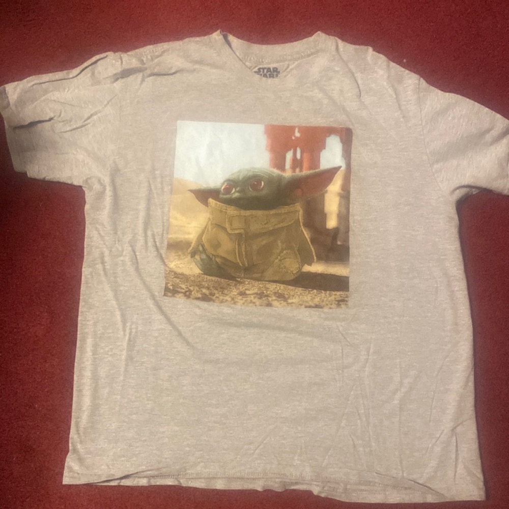Star Wars baby yoda t shirt